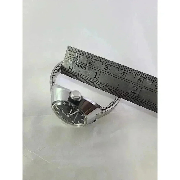 VINTAGE TIMEX ROUND MECHANICAL WIND UP WOMEN'S SILVER TONE WRIST WATCH - Picture 7 of 10